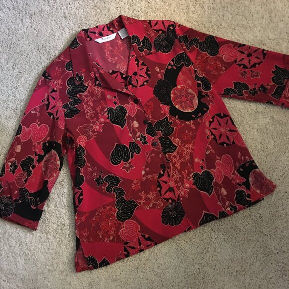 TanJay Crepe Queen of Hearts & Spades Button Down Shirt - Picture 6 of 14